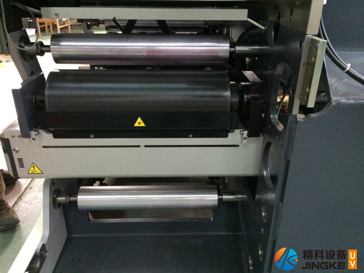 水墨印刷機加裝UV設備8
